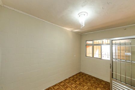 Casa para alugar com 1 quarto, 57m² em Jardim Haia do Carrao, São Paulo