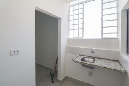 Casa para alugar com 75m², 2 quartos e sem vagaÁrea de Serviço
