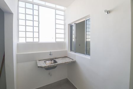 Casa para alugar com 75m², 2 quartos e sem vagaÁrea de Serviço