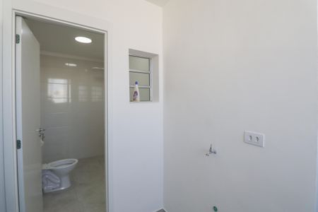 Casa para alugar com 75m², 2 quartos e sem vagaÁrea de Serviço