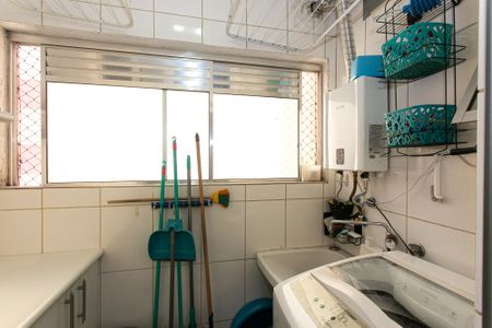 Apartamento à venda com 63m², 3 quartos e 1 vaga Apartamento à venda com 63m², 3 quartos e 1 vagaÁrea de Serviço