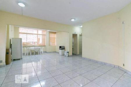 Apartamento à venda com 63m², 3 quartos e 1 vaga Apartamento à venda com 63m², 3 quartos e 1 vagaÁrea Comum