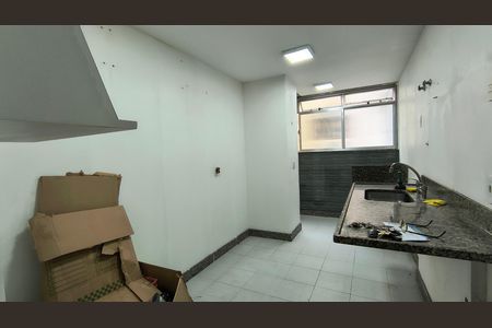 Apartamento para alugar com 92m², 3 quartos e 2 vagas Apartamento para alugar com 92m², 3 quartos e 2 vagasCozinha e Área de Serviço