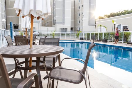 Apartamento para alugar com 85m², 2 quartos e 1 vagaÁrea comum - Piscina