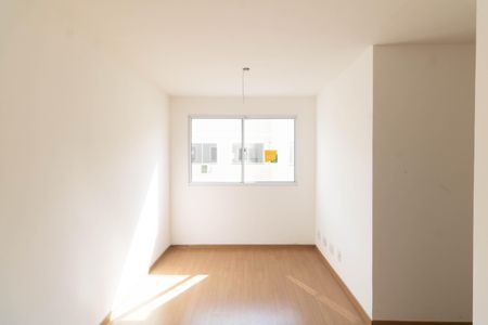 Apartamento para alugar com 85m², 2 quartos e 1 vagaSala