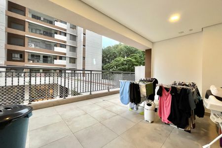 Apartamento à venda com 100m², 2 quartos e 1 vagaVaranda