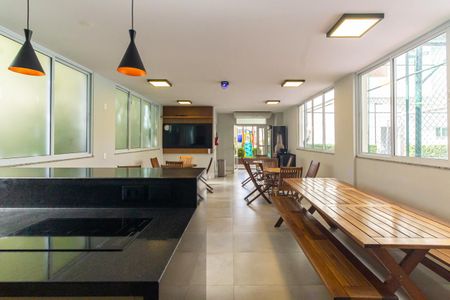 Apartamento à venda com 148m², 3 quartos e 3 vagas Apartamento à venda com 148m², 3 quartos e 3 vagasÁrea comum - Churrasqueira