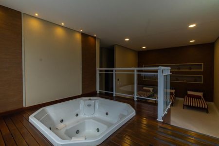 Apartamento à venda com 148m², 3 quartos e 3 vagas Apartamento à venda com 148m², 3 quartos e 3 vagasSpa