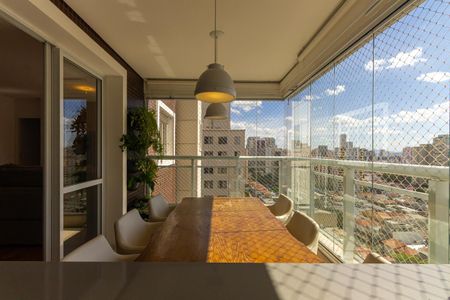 Apartamento à venda com 148m², 3 quartos e 3 vagas Apartamento à venda com 148m², 3 quartos e 3 vagasVaranda da Sala