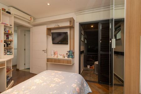 Apartamento à venda com 170m², 3 quartos e 4 vagas Apartamento à venda com 170m², 3 quartos e 4 vagasQuarto 1