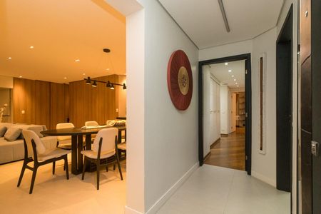 Apartamento à venda com 170m², 3 quartos e 4 vagas Apartamento à venda com 170m², 3 quartos e 4 vagasSala