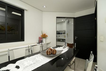 Apartamento à venda com 170m², 3 quartos e 4 vagas Apartamento à venda com 170m², 3 quartos e 4 vagasCopa
