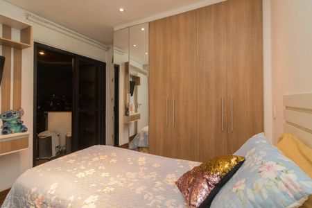 Apartamento à venda com 170m², 3 quartos e 4 vagas Apartamento à venda com 170m², 3 quartos e 4 vagasQuarto 1