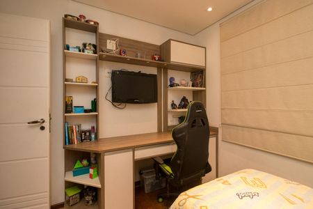 Apartamento à venda com 170m², 3 quartos e 4 vagas Apartamento à venda com 170m², 3 quartos e 4 vagasQuarto 2