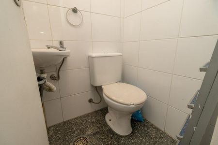 Apartamento à venda com 170m², 3 quartos e 4 vagas Apartamento à venda com 170m², 3 quartos e 4 vagasBanheiro de serviço