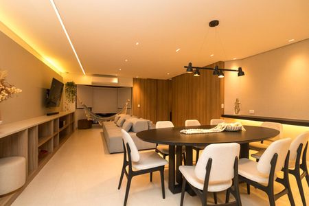 Apartamento à venda com 170m², 3 quartos e 4 vagas Apartamento à venda com 170m², 3 quartos e 4 vagasSala