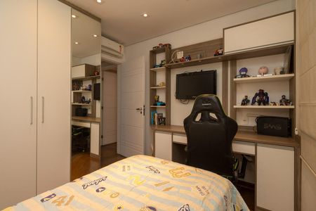 Apartamento à venda com 170m², 3 quartos e 4 vagas Apartamento à venda com 170m², 3 quartos e 4 vagasQuarto 2