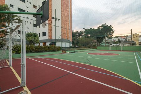Apartamento à venda com 170m², 3 quartos e 4 vagas Apartamento à venda com 170m², 3 quartos e 4 vagasQuadra Esportiva