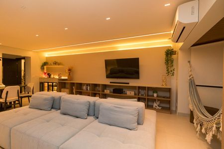Apartamento à venda com 170m², 3 quartos e 4 vagas Apartamento à venda com 170m², 3 quartos e 4 vagasSala