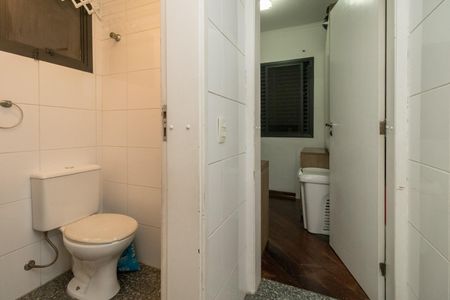 Apartamento à venda com 170m², 3 quartos e 4 vagas Apartamento à venda com 170m², 3 quartos e 4 vagasBanheiro de serviço