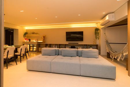Apartamento à venda com 170m², 3 quartos e 4 vagas Apartamento à venda com 170m², 3 quartos e 4 vagasSala