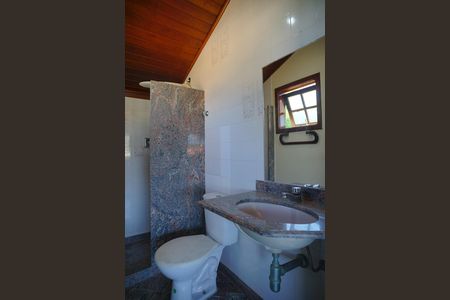 Casa à venda com 360m², 4 quartos e 2 vagas Casa à venda com 360m², 4 quartos e 2 vagasBanheiro do terraço