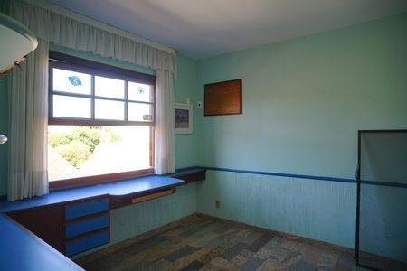 Casa à venda com 360m², 4 quartos e 2 vagas Casa à venda com 360m², 4 quartos e 2 vagasQuarto 1