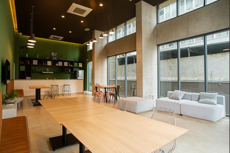 Apartamento à venda com 25m², 1 quarto e sem vaga Apartamento à venda com 25m², 1 quarto e sem vagaÁrea comum - Salão de festas