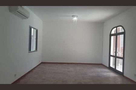 Casa à venda com 3 quartos, 217m² em Anil, Rio de Janeiro