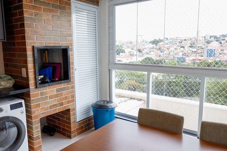Apartamento à venda com 57m², 2 quartos e 1 vaga Apartamento à venda com 57m², 2 quartos e 1 vagaSacada