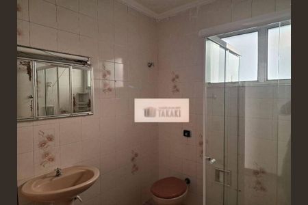 Casa à venda com 254m², 2 quartos e 1 vaga