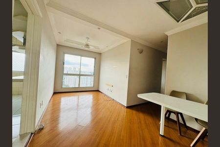 Apartamento à venda com 55m², 2 quartos e 1 vaga