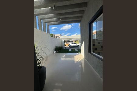 Casa à venda com 310m², 5 quartos e 3 vagas