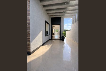Casa à venda com 310m², 5 quartos e 3 vagas