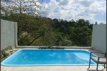 Casa à venda com 310m², 5 quartos e 3 vagas