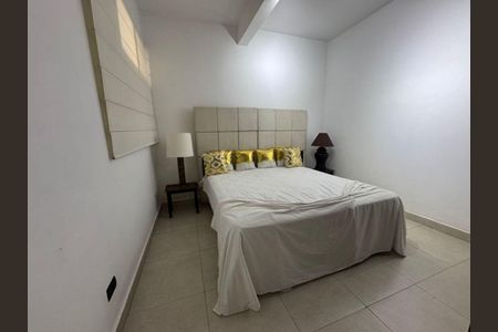 Casa à venda com 5 quartos, 310m² em  Alphaville, Santana de Parnaíba