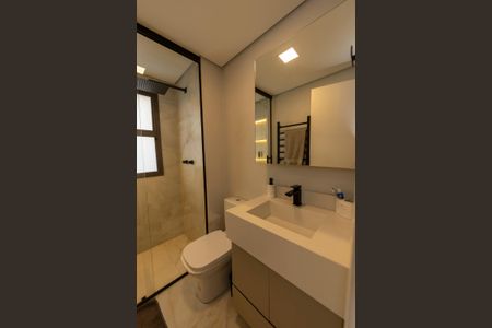 Apartamento à venda com 97m², 4 quartos e 2 vagas Apartamento à venda com 97m², 4 quartos e 2 vagasBanheiro suite 1
