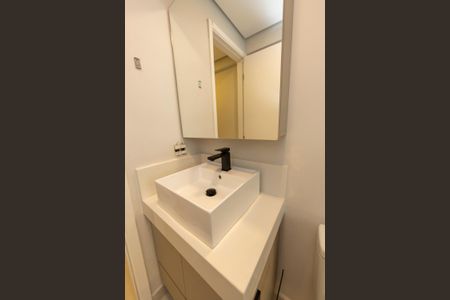 Apartamento à venda com 97m², 4 quartos e 2 vagas Apartamento à venda com 97m², 4 quartos e 2 vagasBanheiro