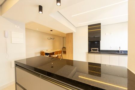Apartamento à venda com 97m², 4 quartos e 2 vagas Apartamento à venda com 97m², 4 quartos e 2 vagasCozinha