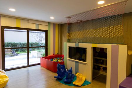 Apartamento à venda com 97m², 4 quartos e 2 vagas Apartamento à venda com 97m², 4 quartos e 2 vagasÁrea comum