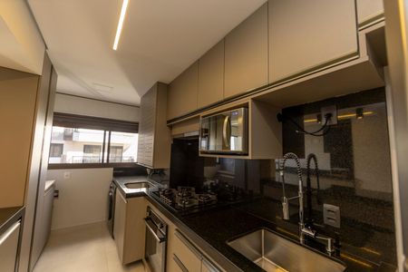 Apartamento à venda com 97m², 4 quartos e 2 vagas Apartamento à venda com 97m², 4 quartos e 2 vagasCozinha