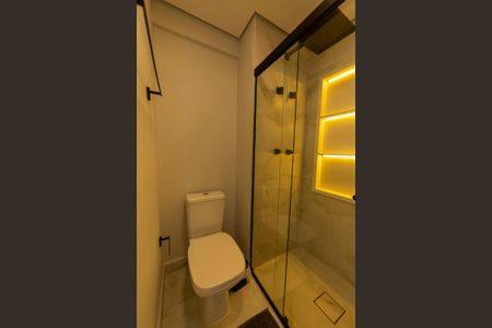 Apartamento à venda com 97m², 4 quartos e 2 vagas Apartamento à venda com 97m², 4 quartos e 2 vagasBanheiro suite 2