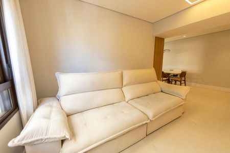 Apartamento à venda com 97m², 4 quartos e 2 vagas Apartamento à venda com 97m², 4 quartos e 2 vagasSala de TV
