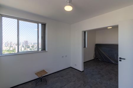 Quartos de apartamento para alugar com 2 quartos, 82m² em Cerqueira César, São Paulo