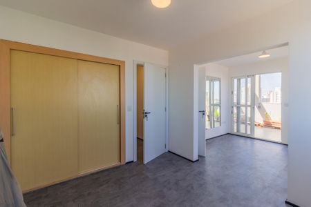 Quartos de apartamento para alugar com 2 quartos, 82m² em Cerqueira César, São Paulo