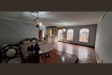 Casa à venda com 3 quartos, 300m² em Vila Londrina, São Paulo