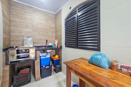 Casa para alugar com 70m², 2 quartos e 1 vaga