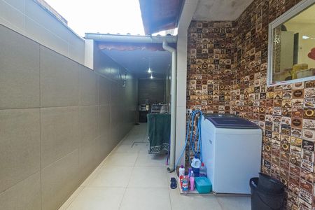 Casa para alugar com 70m², 2 quartos e 1 vaga
