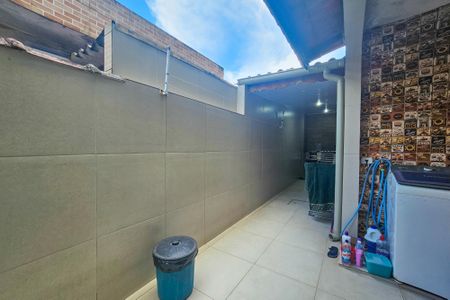 Casa para alugar com 70m², 2 quartos e 1 vaga