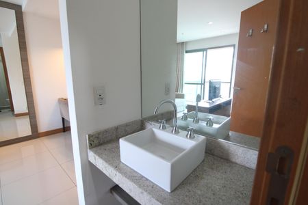 Banheiro de kitnet/studio à venda com 1 quarto, 34m² em Jacarepaguá, Rio de Janeiro